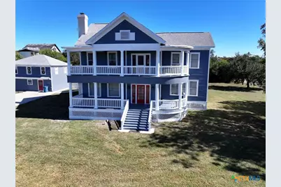909 Power Street, Refugio, TX 78377 - Photo 9