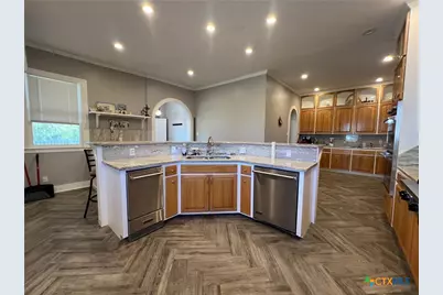 909 Power Street, Refugio, TX 78377 - Photo 25