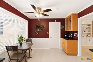202 Nottingham Dr, Victoria, TX 77904 - Photo 9