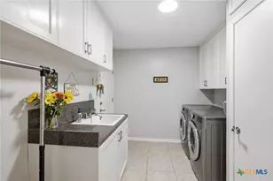 202 Nottingham Dr, Victoria, TX 77904 - Photo 21