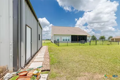 3113 Fm 2615, Victoria, TX 77905 - Photo 35