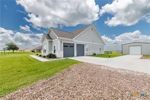 3113 Fm 2615, Victoria, TX 77905 - Photo 33
