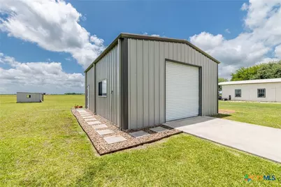 3113 Fm 2615, Victoria, TX 77905 - Photo 33