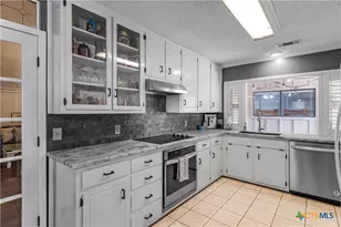 505 Santa Fe, Victoria, TX 77904 - Photo 7
