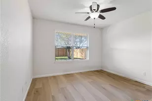1625 Sunnybrook Dr, New Braunfels, TX 78130 - Photo 13