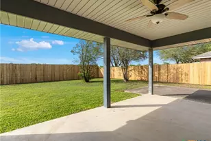 1625 Sunnybrook Dr, New Braunfels, TX 78130 - Photo 27