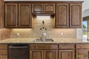 324 Kimbrough Rd, Seguin, TX 78155 - Photo 23