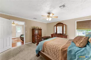 209 Sunset Dr, Edna, TX 77957 - Photo 13