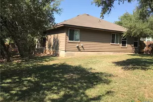 2020 Meadow View Dr, San Marcos, TX 78666 - Photo 15