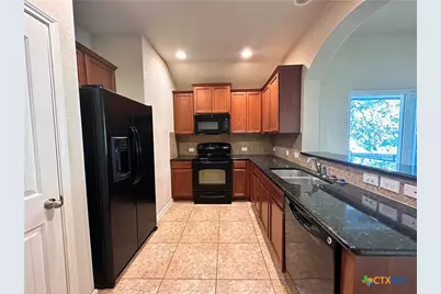 2020 Meadow View Drive, San Marcos, TX 78666 - Photo 5