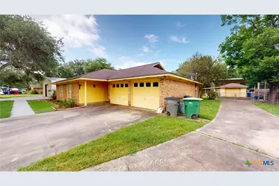 605 Broadmoor Street, Victoria, TX 77904 - Photo 31