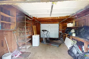 605 Broadmoor St, Victoria, TX 77904 - Photo 43