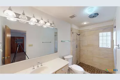 605 Broadmoor Street, Victoria, TX 77904 - Photo 23