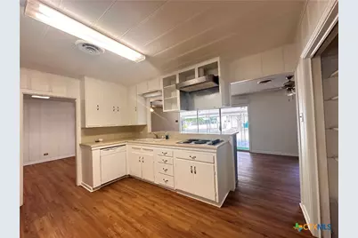 726 W San Antonio Street, San Marcos, TX 78666 - Photo 7