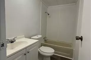 311 Meadow Lake Dr, Seguin, TX 78155 - Photo 15