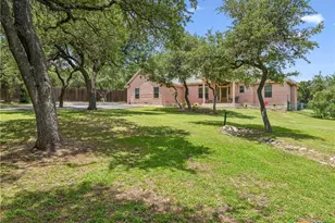 184 Stockman Cir, Spring Branch, TX 78070 - Photo 7
