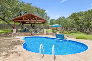 184 Stockman Cir, Spring Branch, TX 78070 - Photo 5