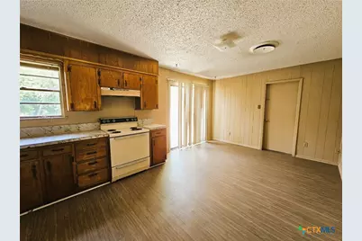 1203 Curry Avenue, Copperas Cove, TX 76522 - Photo 7