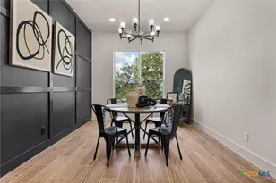 375 Shady Hollow, New Braunfels, TX 78132 - Photo 9