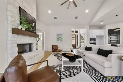 375 Shady Hollow, New Braunfels, TX 78132 - Photo 15