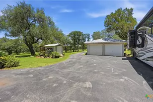 2694 Fm 2722, New Braunfels, TX 78132 - Photo 7