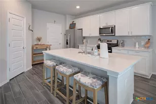 152 Honey Oak Ln, New Braunfels, TX 78130 - Photo 11
