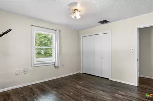 725 W Klingemann St, New Braunfels, TX 78130 - Photo 21