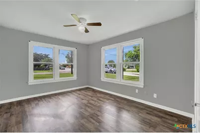 105 E Huebinger Street, Marion, TX 78124 - Photo 13