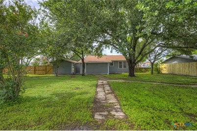 105 E Huebinger Street, Marion, TX 78124 - Photo 17