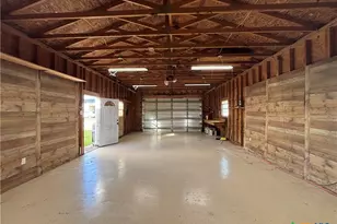 101 Cassie St, Port O'Connor, TX 77982 - Photo 3