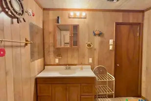101 Cassie St, Port O'Connor, TX 77982 - Photo 1