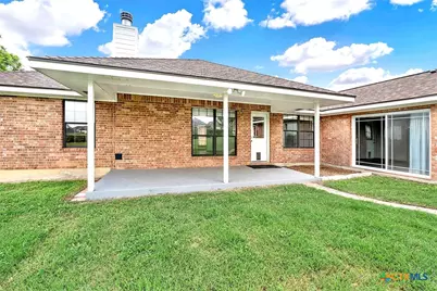 124 Country Gardens, La Vernia, TX 78121 - Photo 9