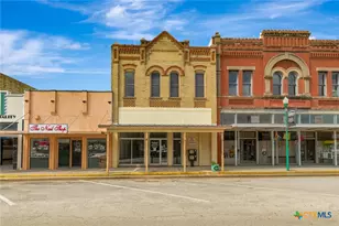 119 E Main St, Cuero, TX 77954 - Photo 1