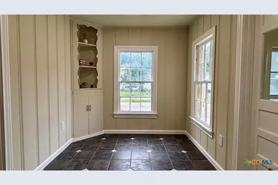 904 Bismark Street, Seguin, TX 78155 - Photo 11