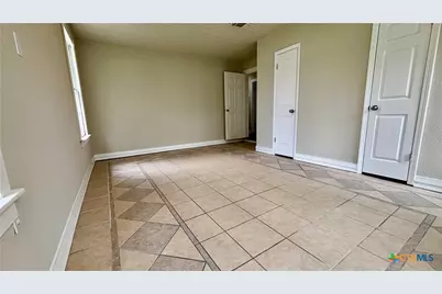 904 Bismark Street, Seguin, TX 78155 - Photo 27