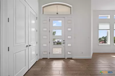 505 Persimmon Trail, New Braunfels, TX 78130 - Photo 15
