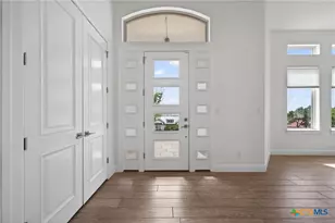 505 Persimmon Trail, New Braunfels, TX 78130 - Photo 15