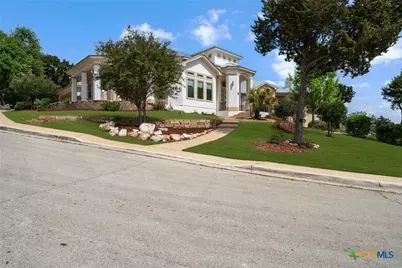 505 Persimmon Trail, New Braunfels, TX 78130 - Photo 7