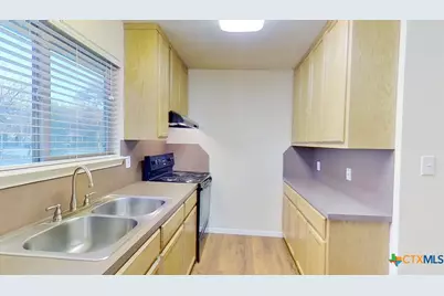 501 N Lampasas Street, Round Rock, TX 78664 - Photo 3