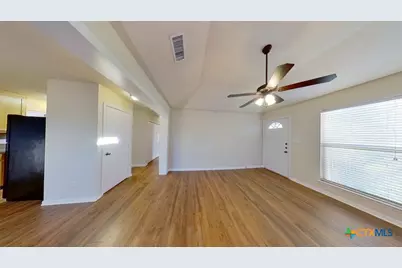 501 N Lampasas Street, Round Rock, TX 78664 - Photo 5