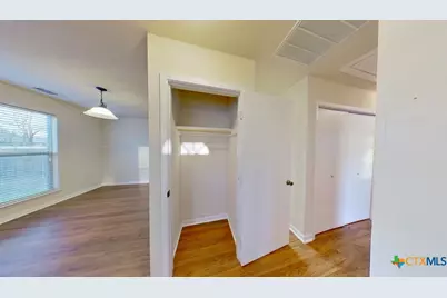 501 N Lampasas Street, Round Rock, TX 78664 - Photo 9