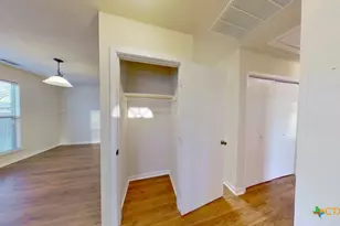 501 N Lampasas St, Round Rock, TX 78664 - Photo 9