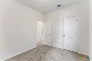 124 NE Peony Ln, Jarrell, TX 76537 - Photo 23