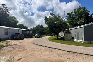 1712 Hofheinz St, San Marcos, TX 78666 - Photo 7