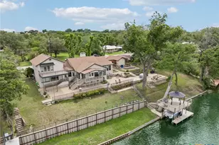 939 Reiley Rd, Seguin, TX 78155 - Photo 1