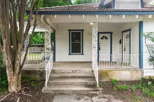 308 W 1st St, Lampasas, TX 76550 - Photo 5