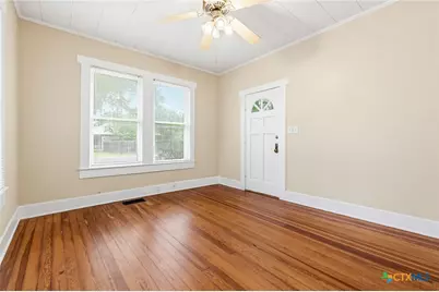 308 W 1st Street, Lampasas, TX 76550 - Photo 13