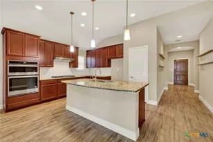 2266 Kiskadee Dr, New Braunfels, TX 78132 - Photo 9