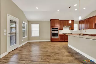 2266 Kiskadee Drive, New Braunfels, TX 78132 - Photo 11