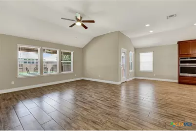 2266 Kiskadee Drive, New Braunfels, TX 78132 - Photo 17